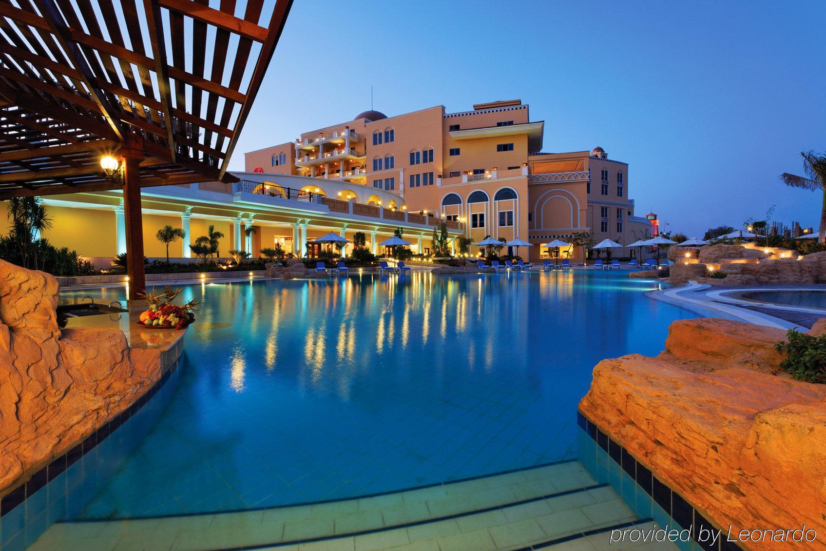 فندق هلنان دريم لاند 5*