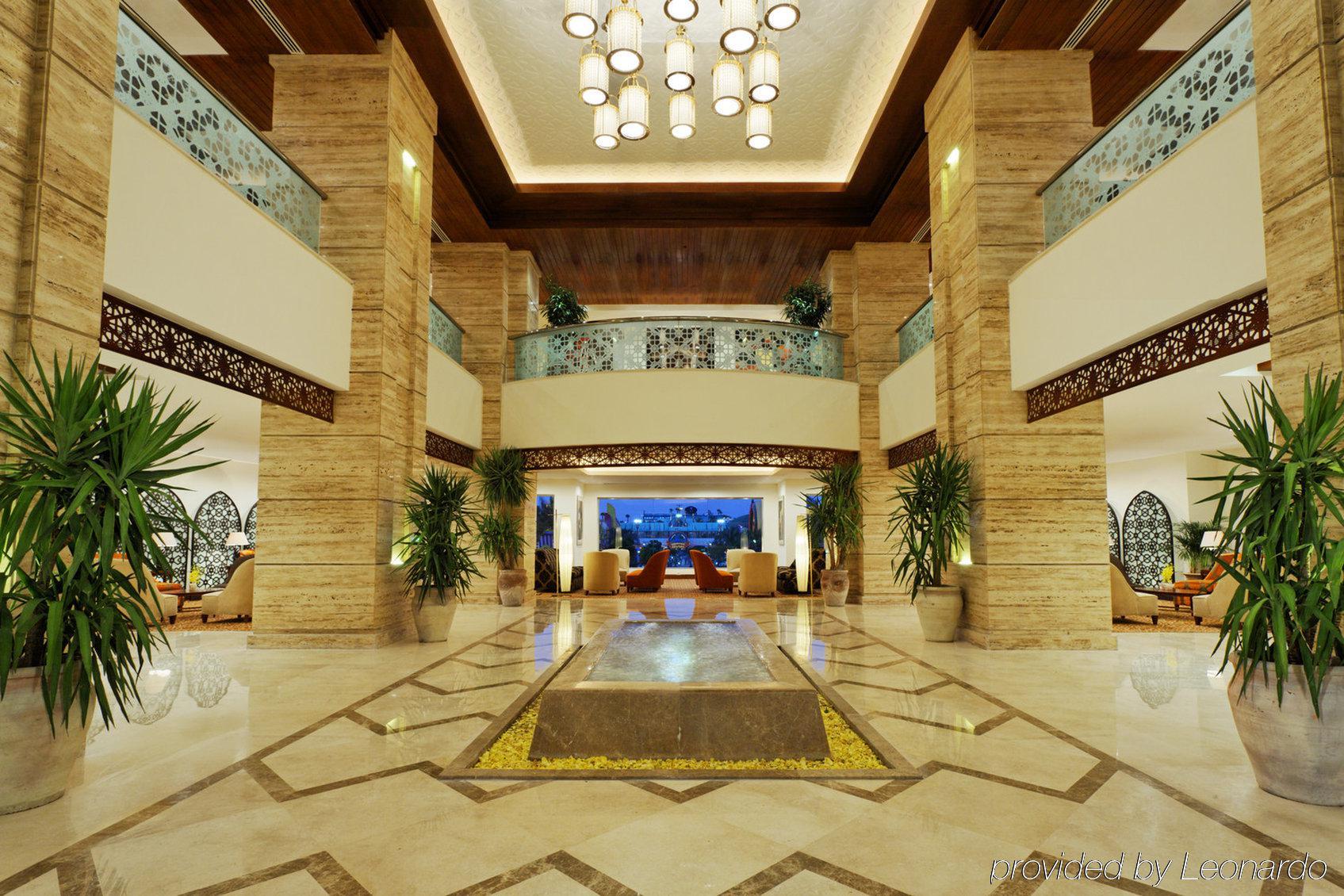 هلنان دريم لاند 5*