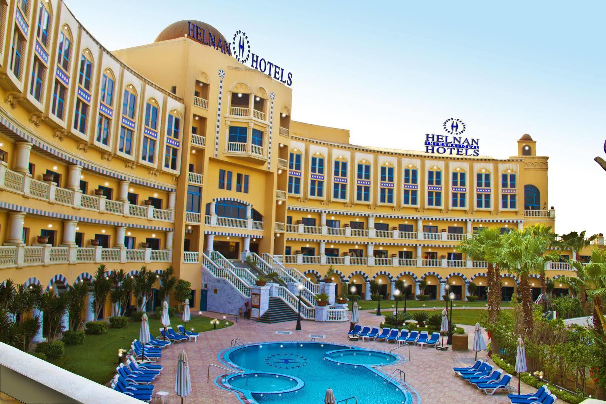 فندق هلنان دريم لاند 5*